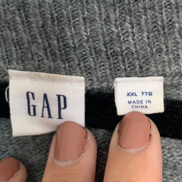 Comfy Knit Sweater - Picture 3 of 3